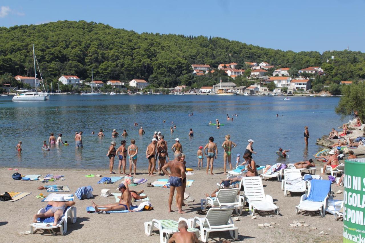 Apartments By The Sea Korcula - 4407 ルンバルダ エクステリア 写真