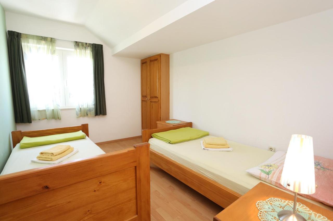 Apartments By The Sea Korcula - 4407 ルンバルダ エクステリア 写真