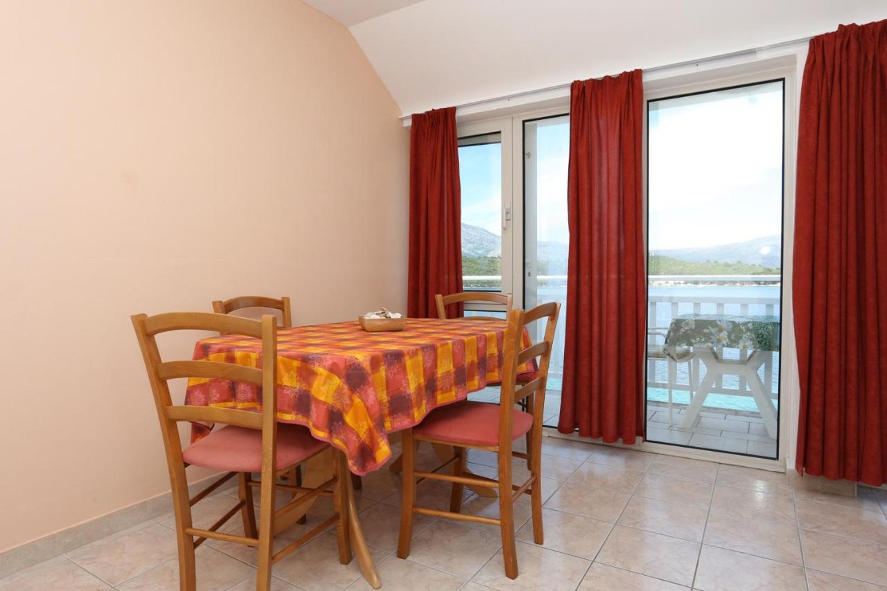 Apartments By The Sea Korcula - 4407 ルンバルダ エクステリア 写真